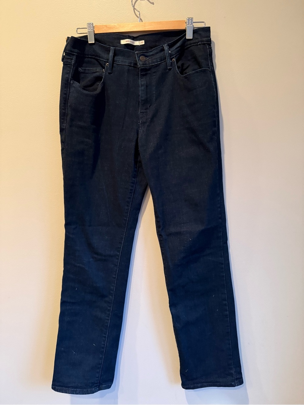 Levi's Women's 505 Straight-Leg Dark Wash Denim Jeans Size 30